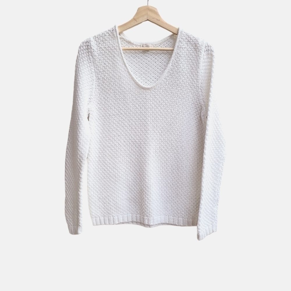 GAP Vintage White Knit Deep V-Neck Sweater Tag L Fits M Coastal